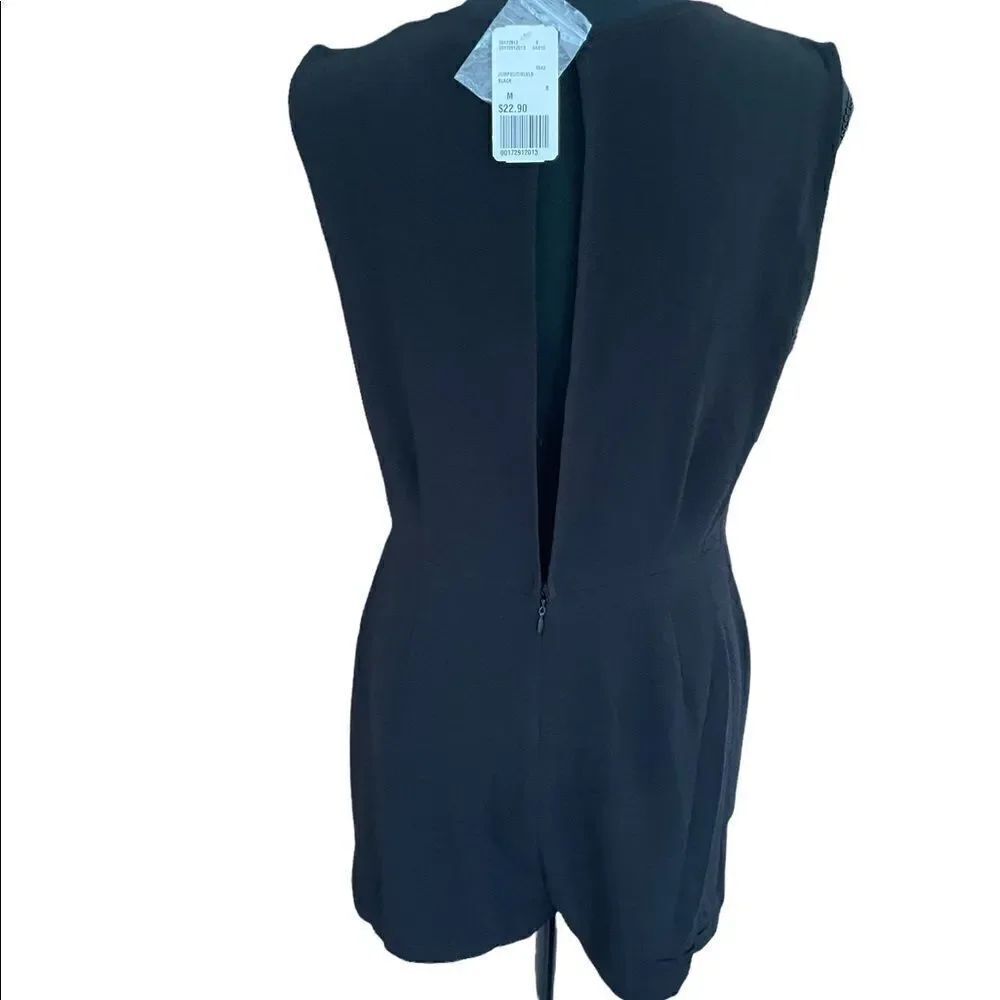 New with tags Forever 21 black romper with open back, size M - Picture 3 of 7